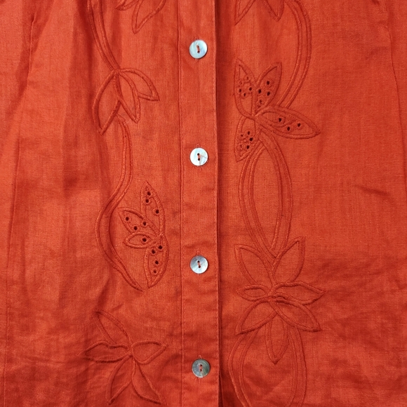 Alexandra Bartlett Womens Size 3X Red Button Down Floral Embroidered Linen Top - Picture 2 of 10